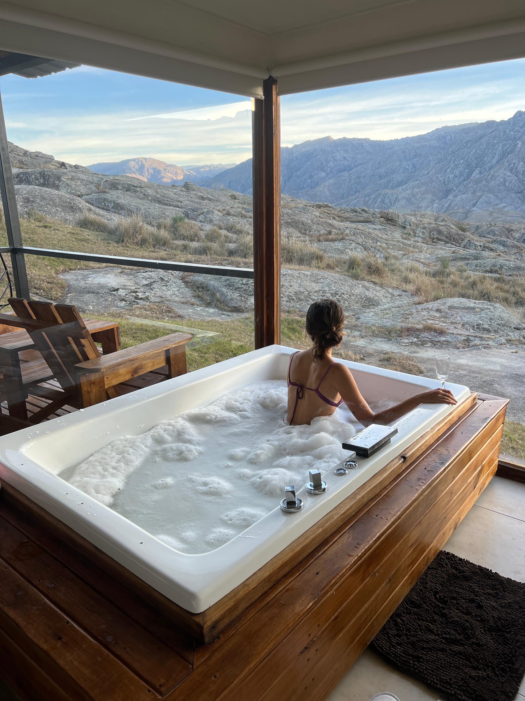 Jacuzzi frente a las sierras